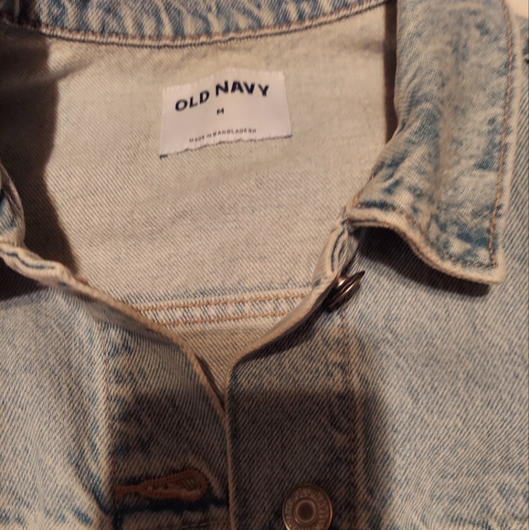 Ol Navy Ladies Cropped Jean Jacket - Picture 3 of 4